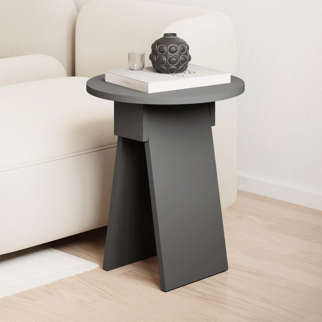 Chen Modern Round Side Table – Small Accent Table for Sofa or Bedside with Unique Design