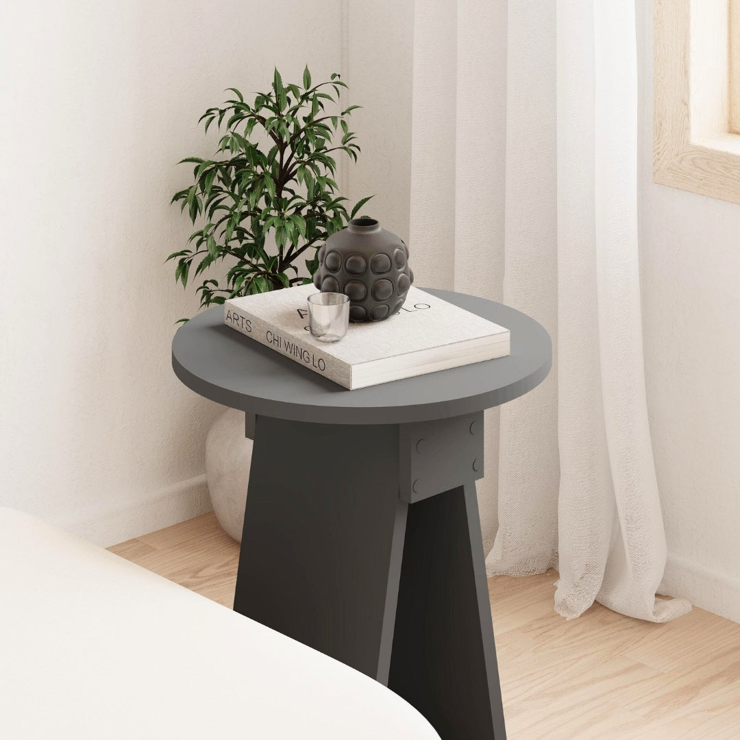 Chen Modern Round Side Table – Small Accent Table for Sofa or Bedside with Unique Design