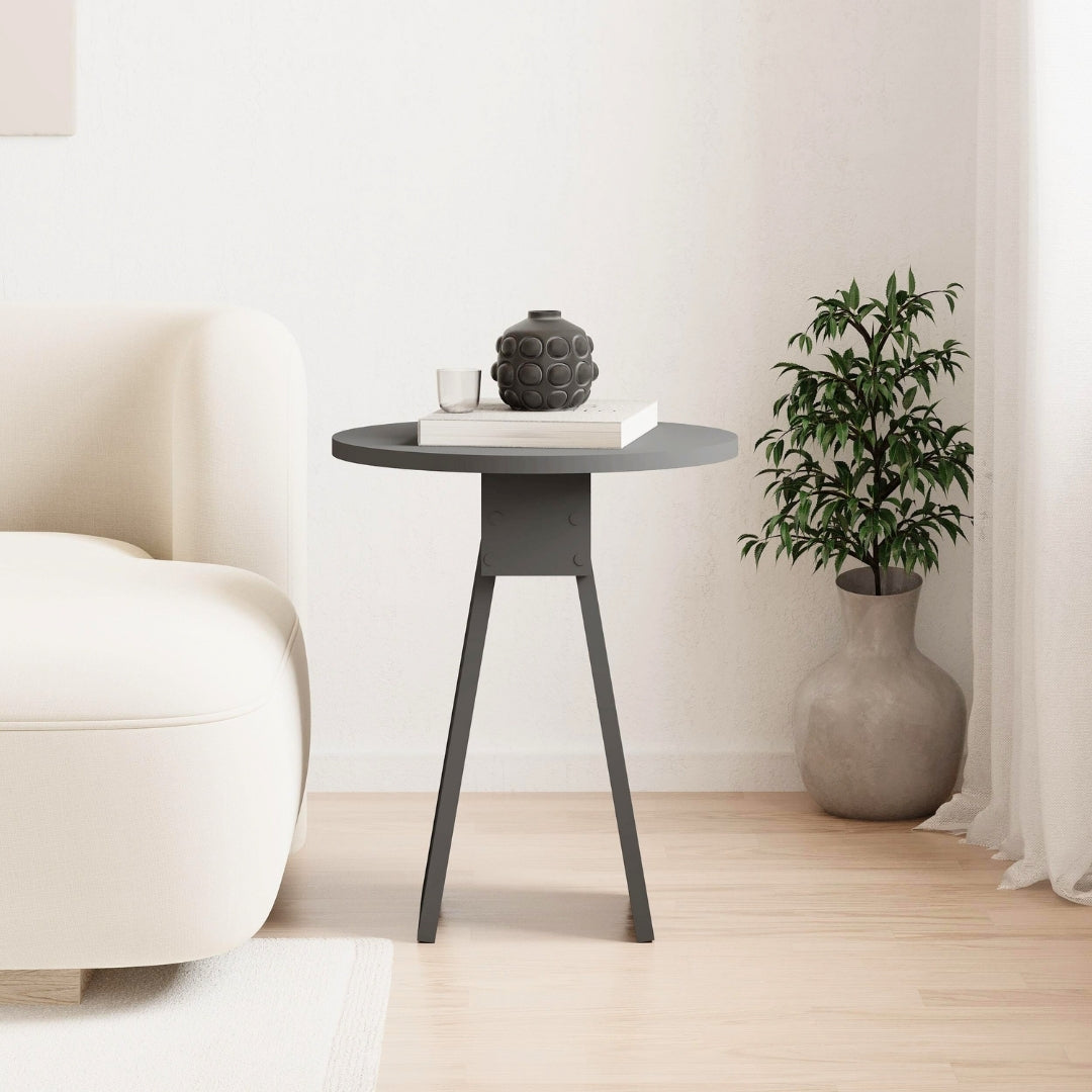 Chen Modern Round Side Table – Small Accent Table for Sofa or Bedside with Unique Design