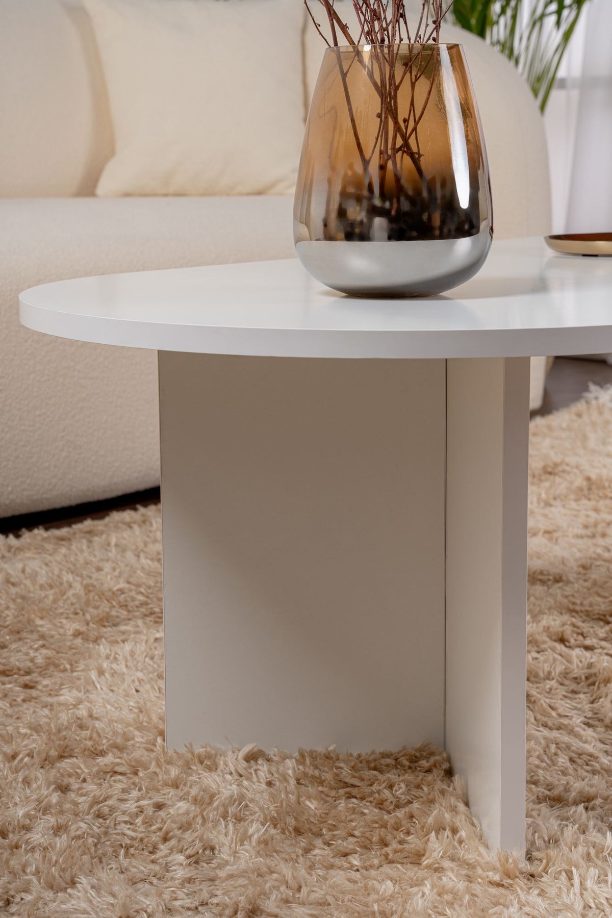 Halvra 119cm Oval Coffee Table with Floor-Protecting Legs — White, image 4
